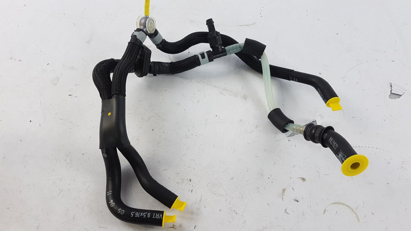 Original AUDI Q7 4L VW Touareg 7L 3.0 TDI Kraftstoffschlauch 059130300DF