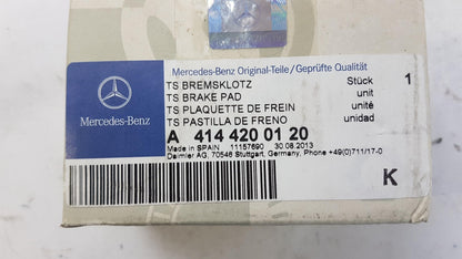 Original OE MERCEDES-BENZ Bremsbeläge A4144200120