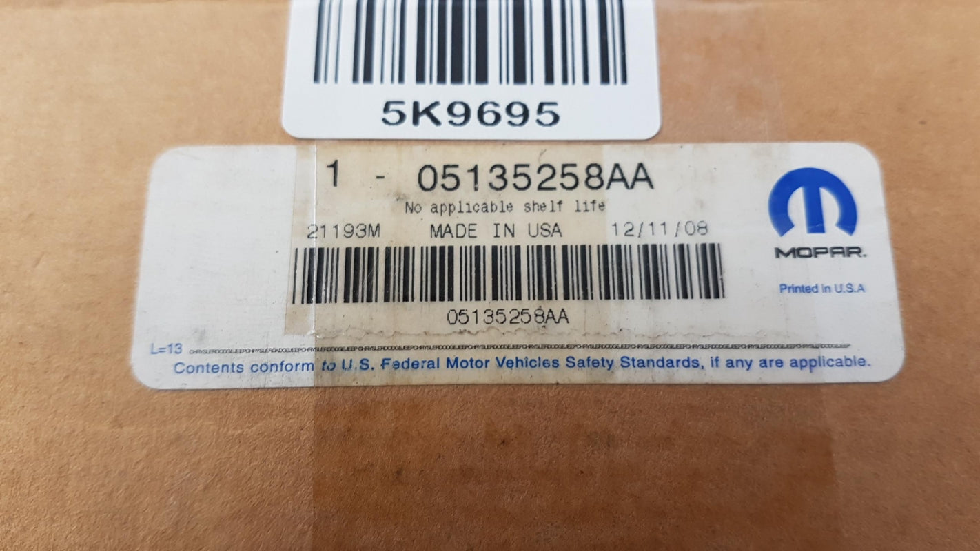 Original CHRYSLER Voyager IV Bremsbeläge Bremsklötze Vorne K05135258AA