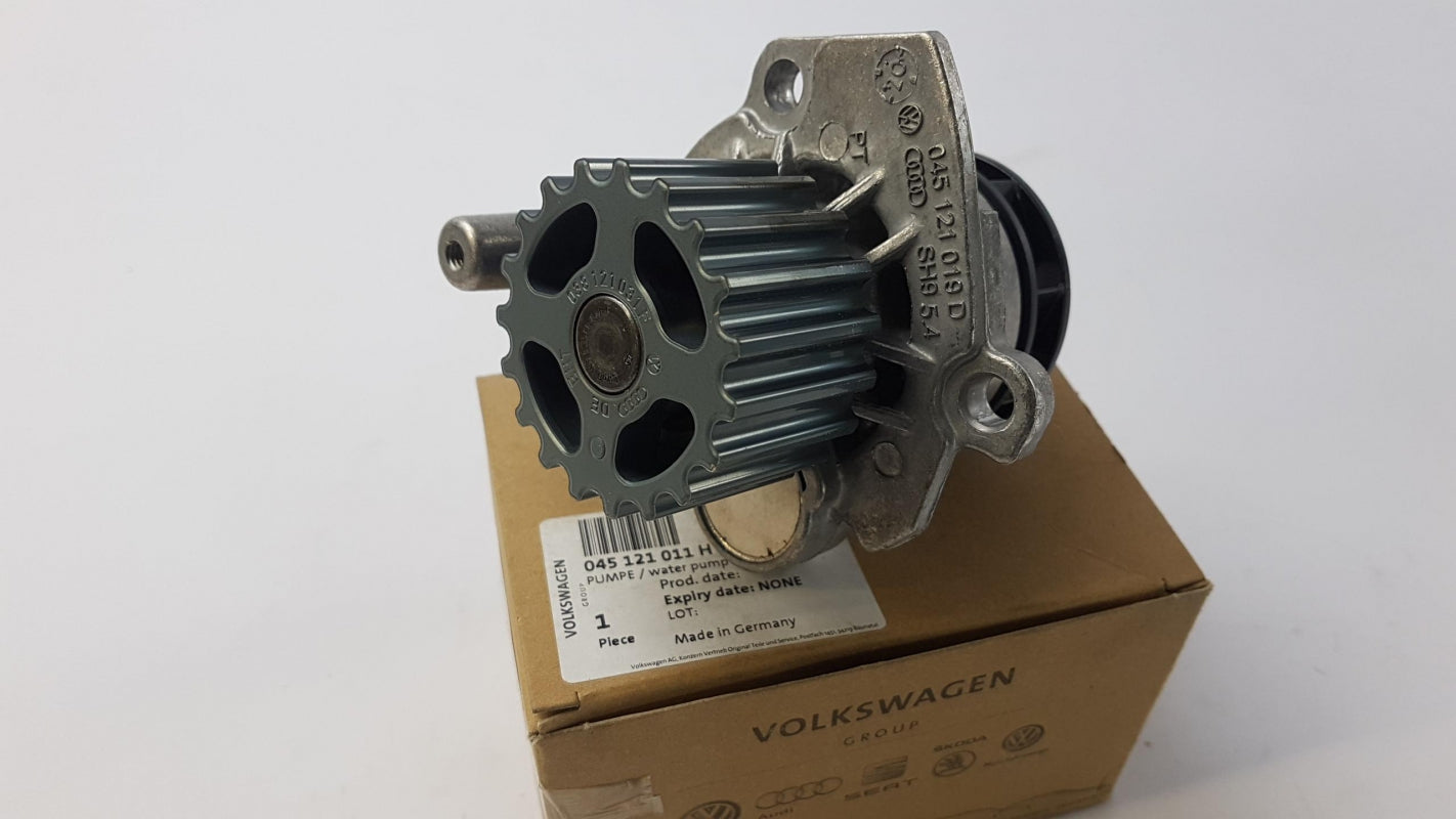 Original AUDI A2 A3 VW Caddy III 2K Golf V 1K Wasserpumpe 1.4/1.9 TDI 045121011H