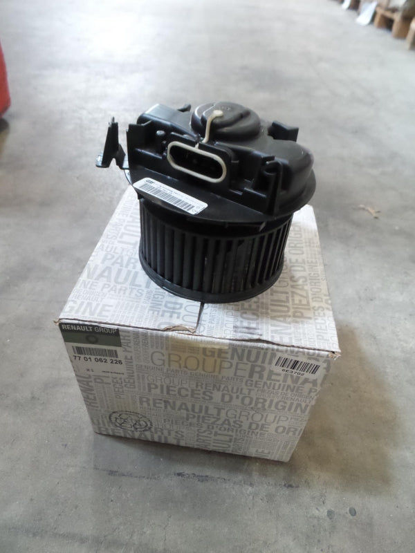 Original RENAULT Clio III Heizungsmotor Innenraumgebläse Elektromotor 7701062226