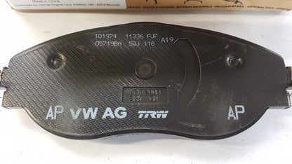 Original OE Volkswagen Bremsbeläge 3Q0698151C