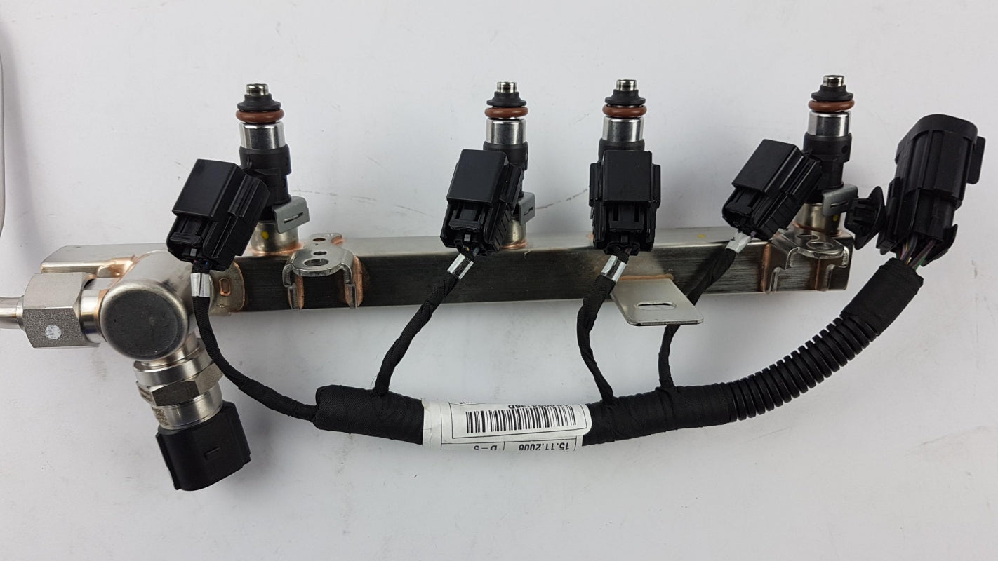 Original FIAT Punto Evo Grande Punto Fiorino Kraftstoff Verteilerrohr 77366354