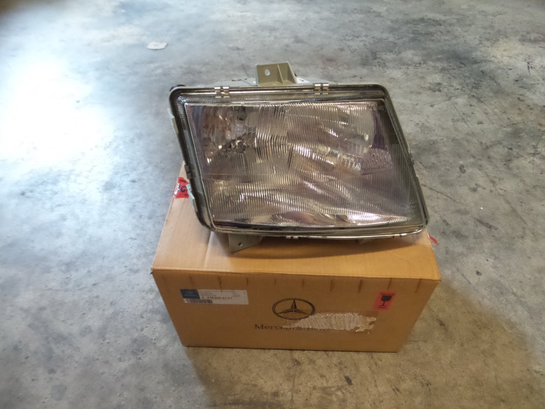 Original MERCEDES-BENZ VITO W638 Scheinwerfer rechts A6388200161