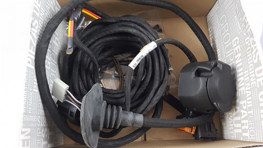 Original OE RENAULT Anhängerkupplung Elektrosatz 8201346653