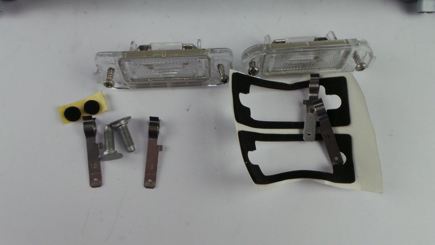 Original MERCEDES-BENZ W202 Heckklappen Griff Zierleiste grund A20274002939999