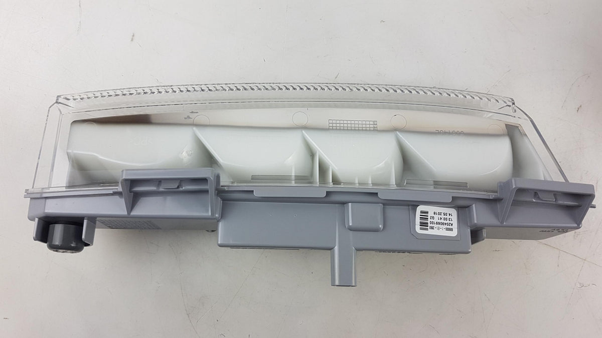 Original MERCEDES-BENZ B-klasse W246 W242 LED-Tagfahrlicht links A2049069100