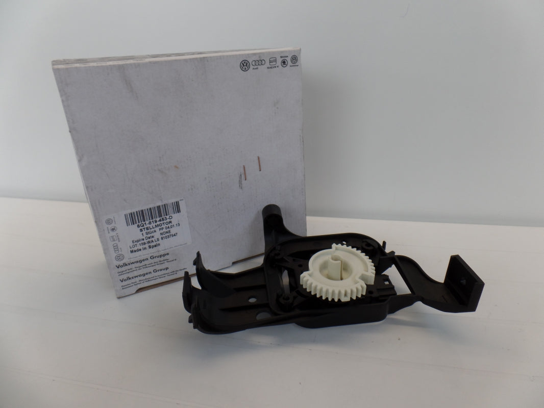 Original AUDI A1 VW Polo SKODA Fabia mixing flap actuator 6Q1819453D 