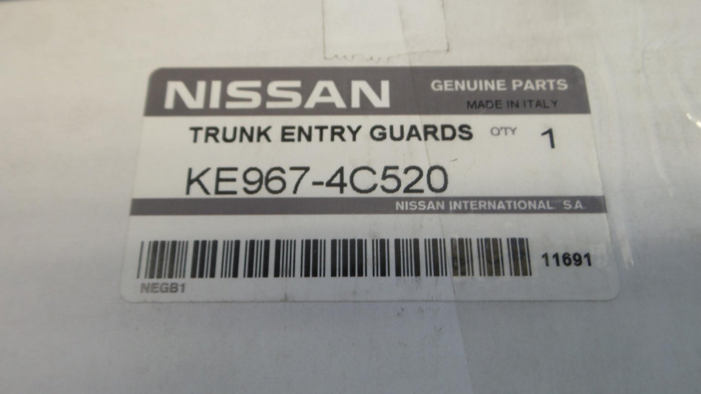 Original NISSAN X-Trail T32 '14- Ladekantenschutz 2-stück Aluminium KE9674C520