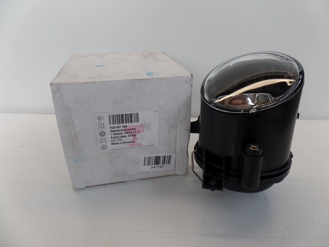 Original OE Volkswagen Nebelscheinwerfer 6Q0941699