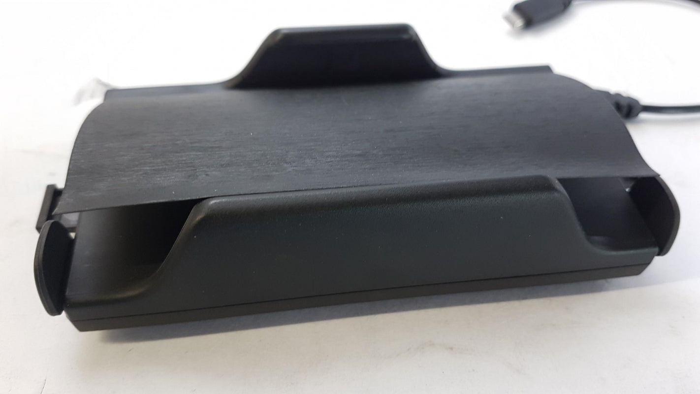 Original OPEL Astra-K 2015 > Smartphone Dockingstation mit Kabel 13471402