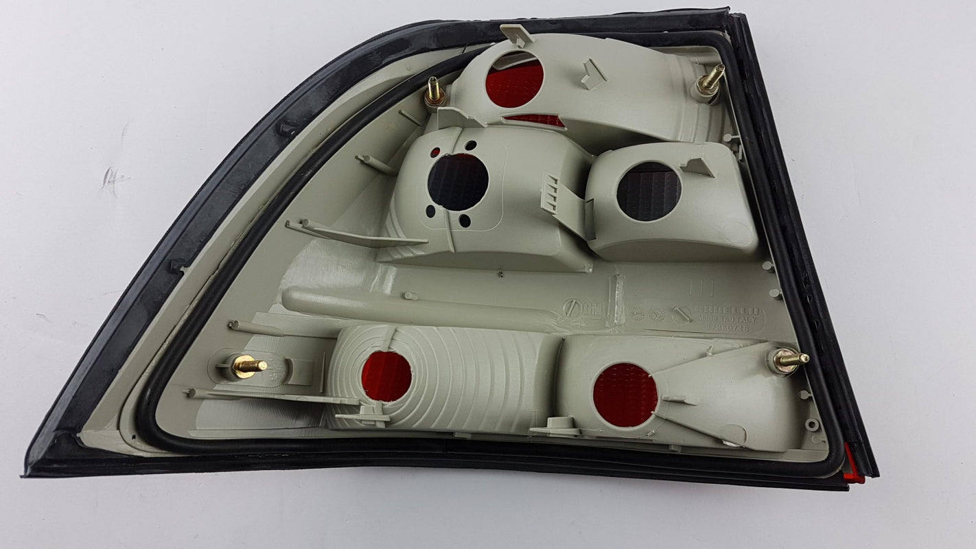 Original OPEL Vectra-B Heckleuchte Rückleuchte Rücklicht rechts 90512718