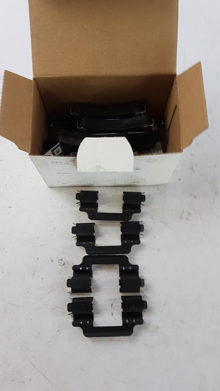 Original OPEL Insignia-A 17 Zoll POC J61/62 Bremsbeläge Satz Hinten 39021483