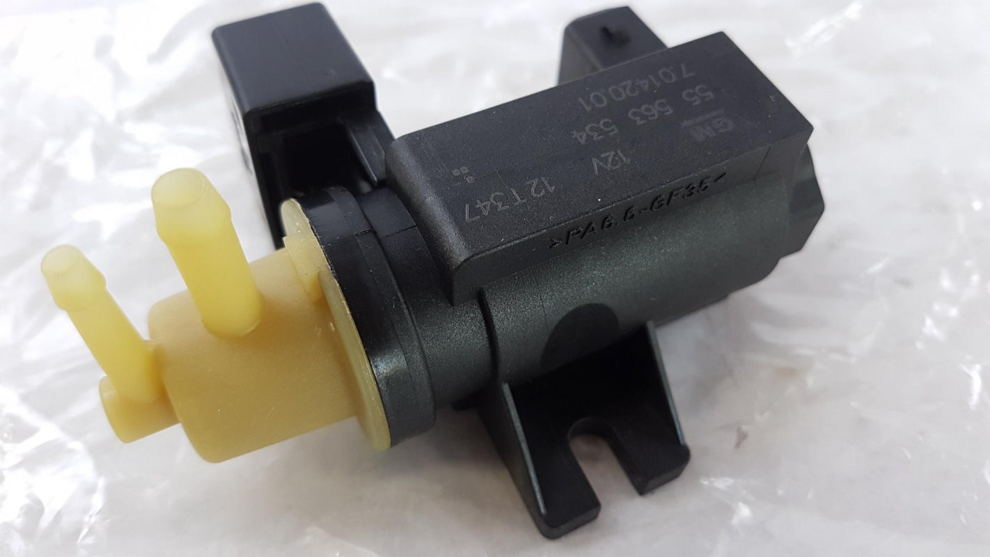 Original OPEL Astra Meriva Zafira 1.3 1.9 CDTi Turbolader Druckwandler 55563534