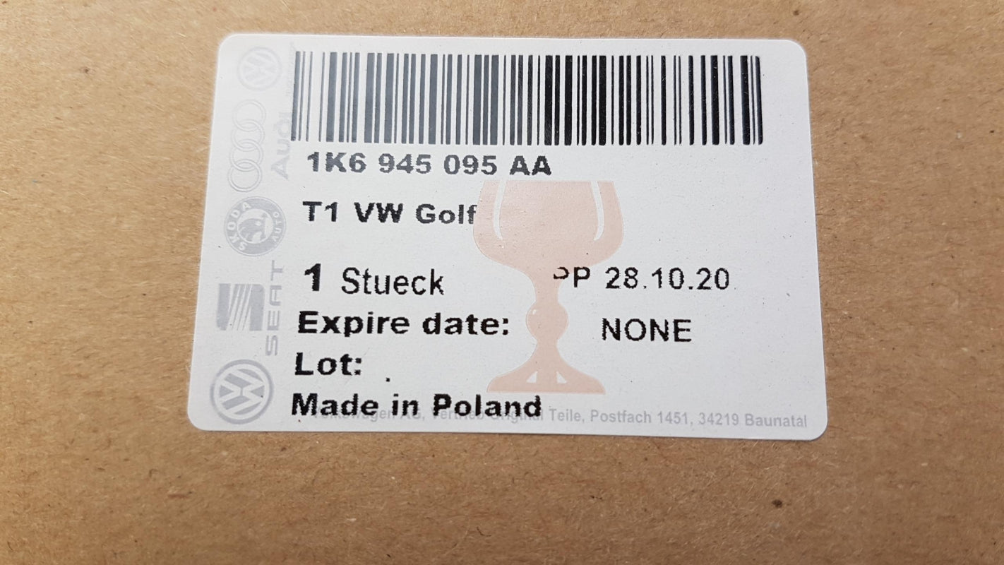 Original VW Golf '04-'09 Heckleuchte Schlussleuchte aussen links 1K6945095AA