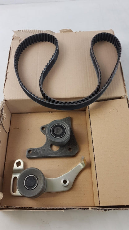 Original PEUGEOT 205 306 Partner CITROEN Berlingo Xantia Zahnriemensatz 0831R4