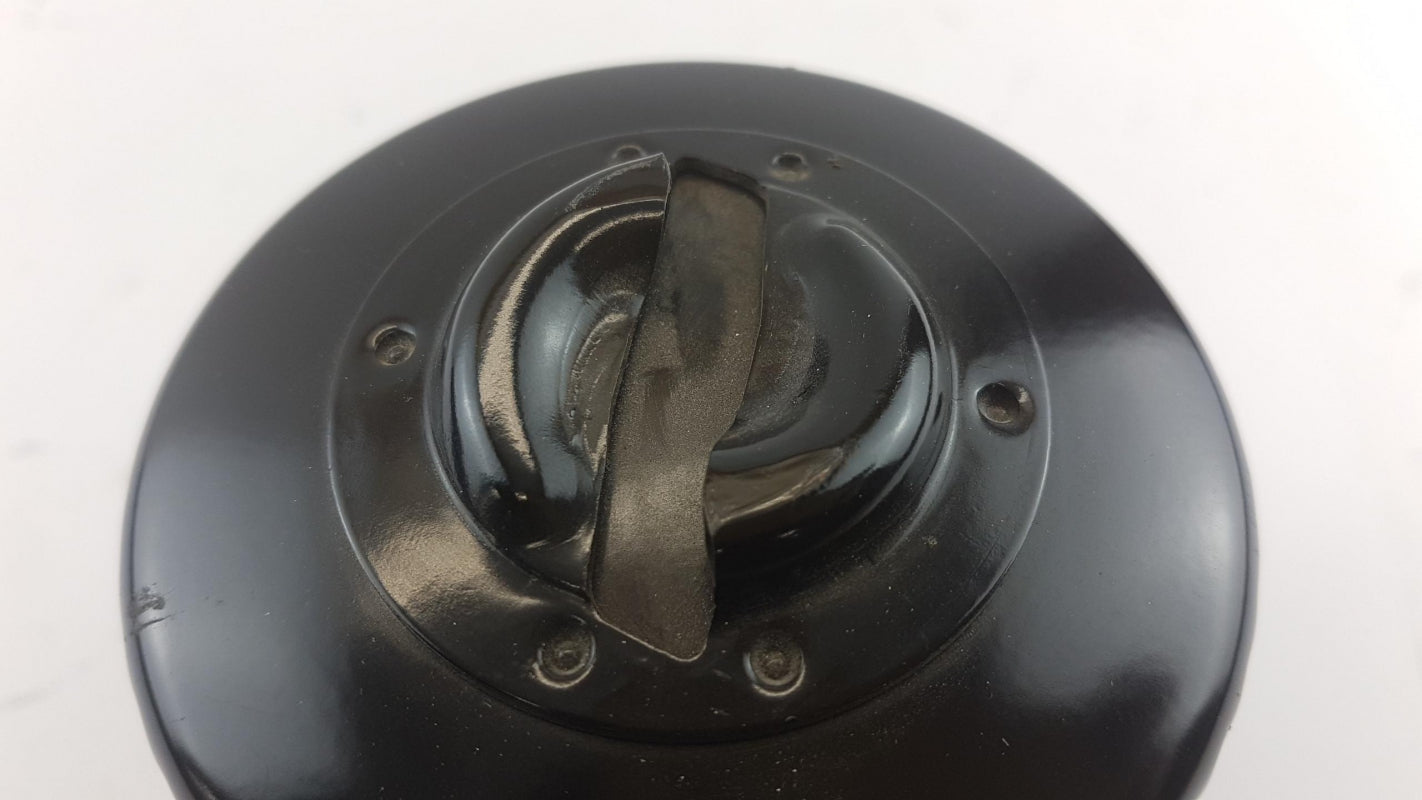 Original VW Caddy Lupo Polo SKODA Felicia 1.7 / 1.9d Ölfiltereinsatz 030115561C