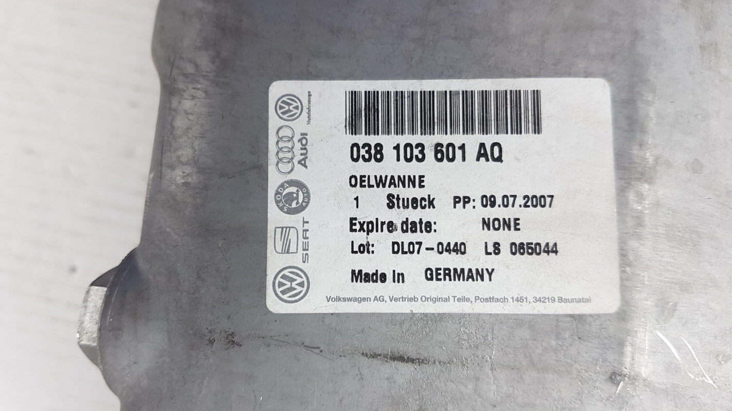 Original VW Beetle Bora Golf Polo SEAT Cordoba Ibiza 1.8i Ölwanne 038103601AQ