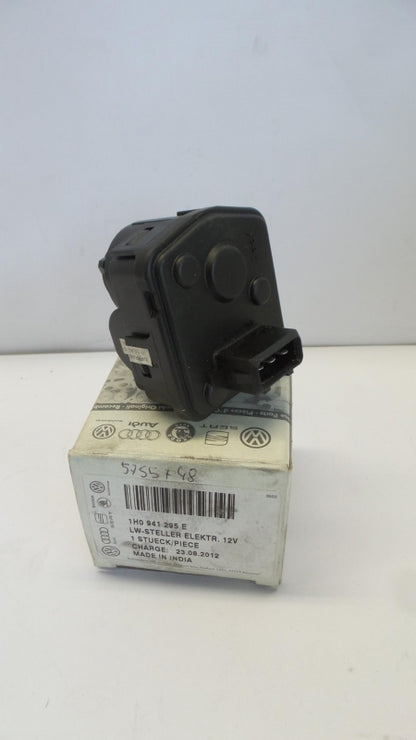 Original AUDI 80 VW Golf Mk3 Passat B4 T4 Leuchtweitenverstellmotor 1H0941295E