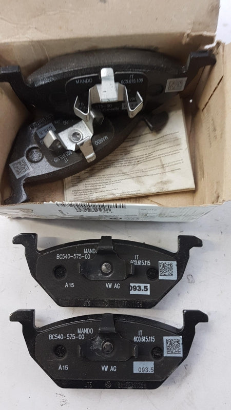 Original OE Volkswagen Bremsbeläge 6C0698151C
