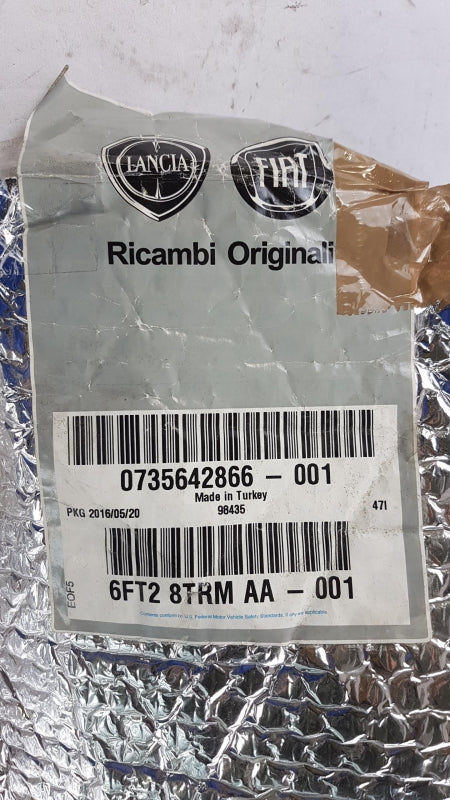 Original FIAT Tipo 2015 > Kühlergitter Schwarz 735642866