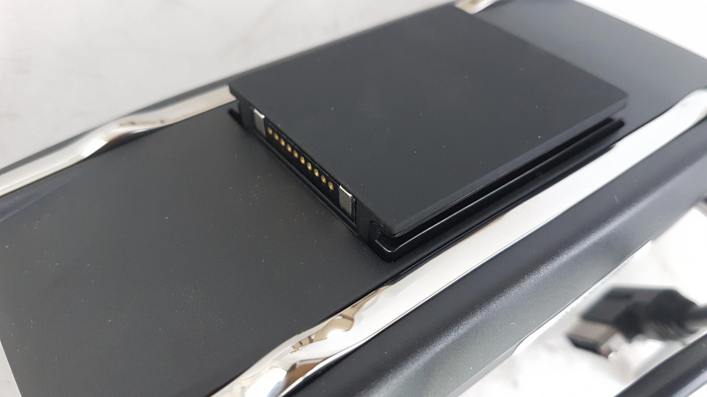 Original AUDI A4 A5 A6 A7 Q5 Q7 RS4 RS6 RS7 Halter für DVD-Player 9" 4G0063747H