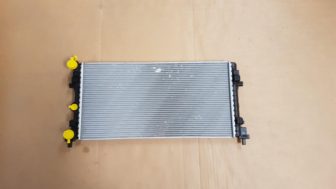 Original AUDI A1 (8X) VW Polo (6R) SKODA Fabia Rapid Wasserkühler 6R0121253A