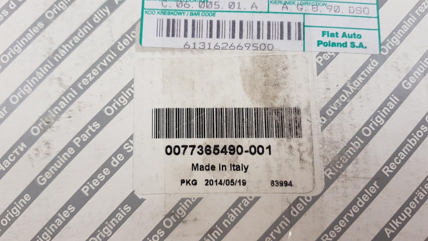 Original ALFA ROMEO Giulietta (X7) '10-'13 Bremsbeläge vorne 77365490