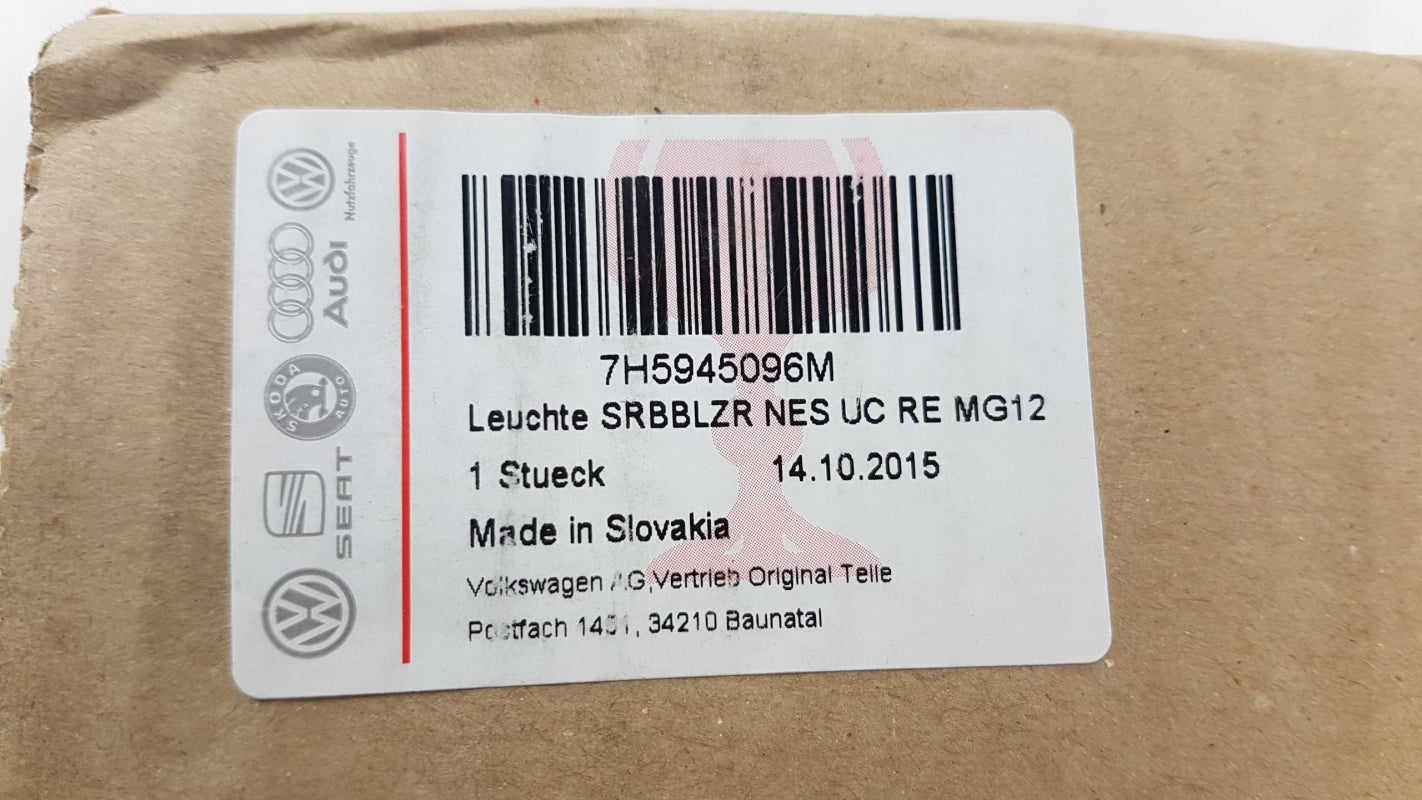 Original VW Transporter T5 Schlussleuchte Heckleuchte rechts 7H5945096M