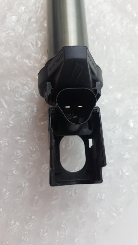 Original BMW E60 E61 E81 E82 E87 E88 E90-E93 F10 F11 F63 Zündspule 12137559842