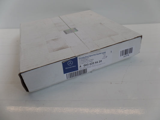 Original MERCEDES-BENZ W905 Sprinter Bremsbeläge Bremsklötze vorne A0034204620
