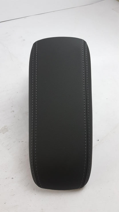 Original PEUGEOT 2008 Satz Armlehne Vorne 1623135080