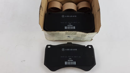 Original OE MERCEDES-BENZ Bremsbeläge A0004205800