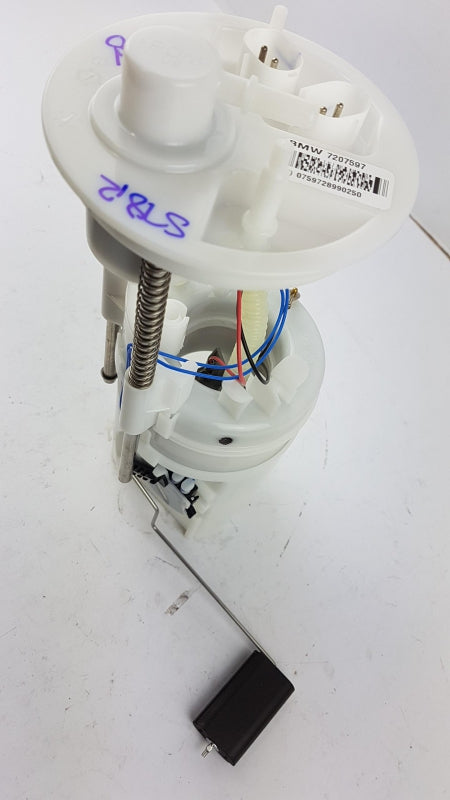 Original BMW X5 E70 F15 X6 E71 F16 Kraftstofffördereinheit 16117207599