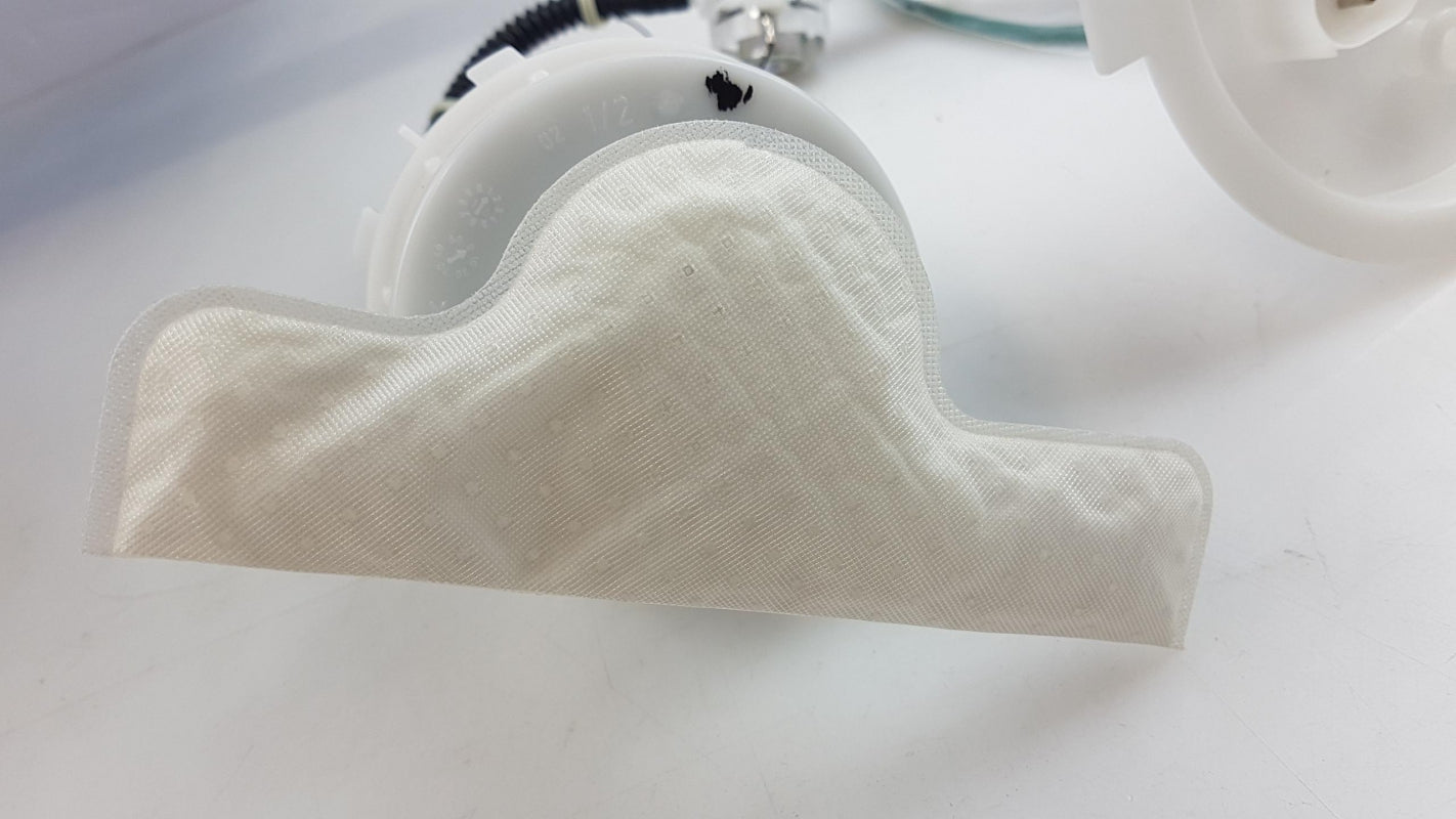 Original BMW 5' F07 F10 F11 6' F06 F12 F13 Kraftstoffpumpe 16117260640