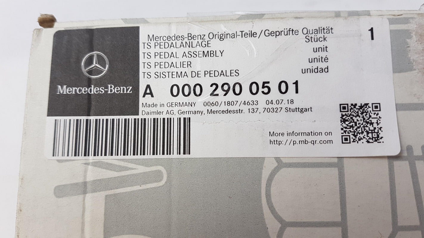 Original MERCEDES-BENZ W204 X218 W212 Pedalauflagen Sport Edelstahl A0002900501