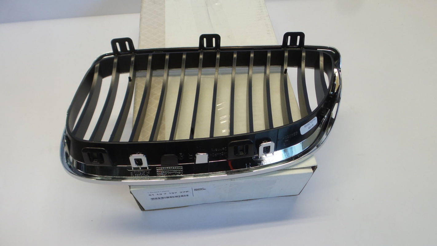 Original BMW 3er E90 E92 E93 Ziergitter Kühlergitter chrom rechts 51137157278