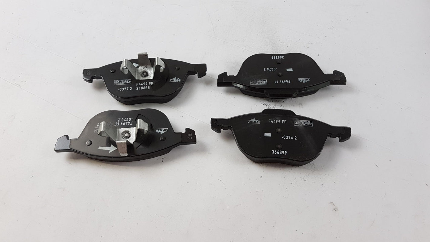 Original FORD Kuga 2008-2012 Bremsbeläge Bremsbelagsatz vorne 1519528