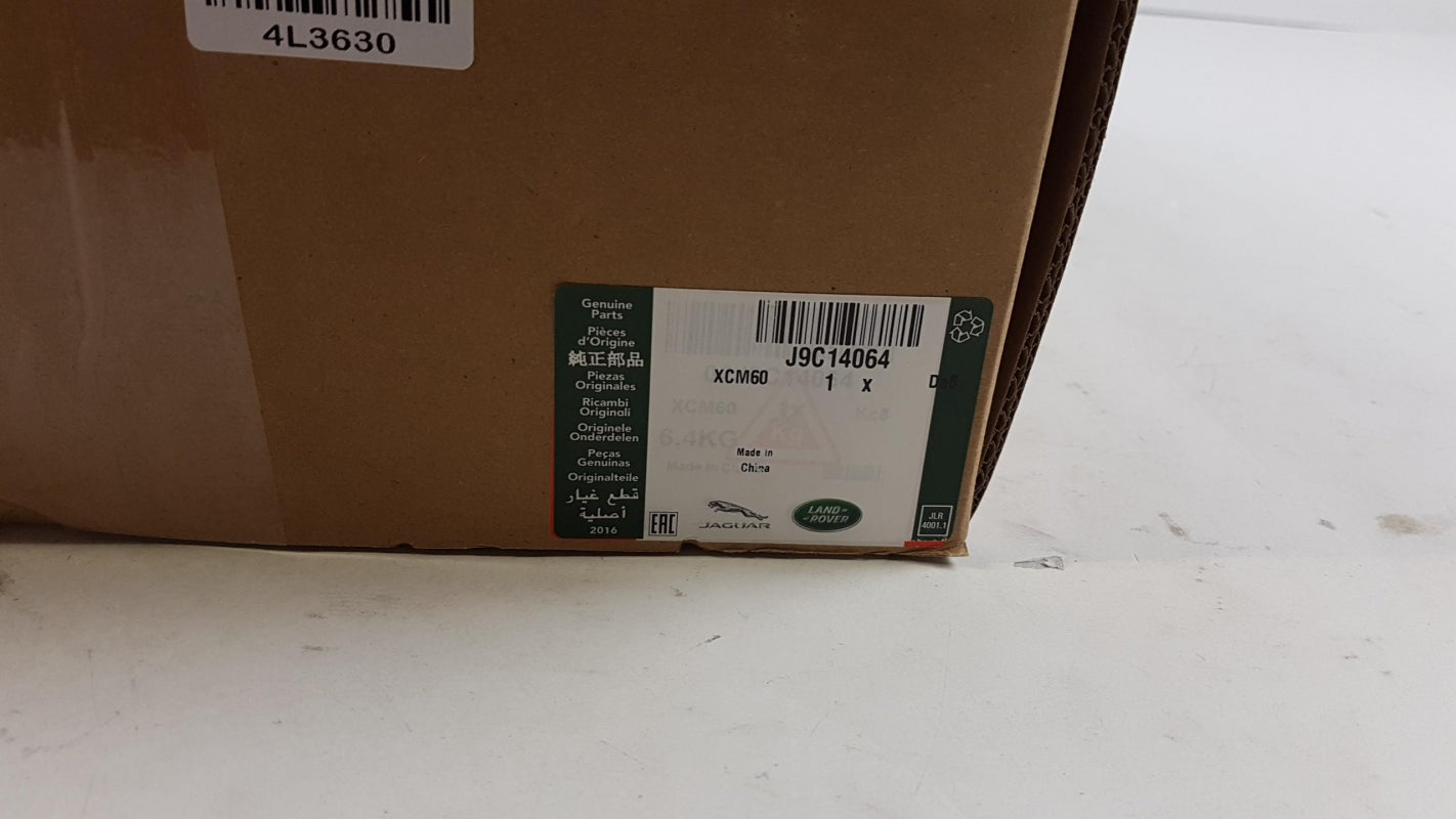 Original JAGUAR E-Pace X540 2017 > Halterungssatz für feste Trittstufen J9C14064