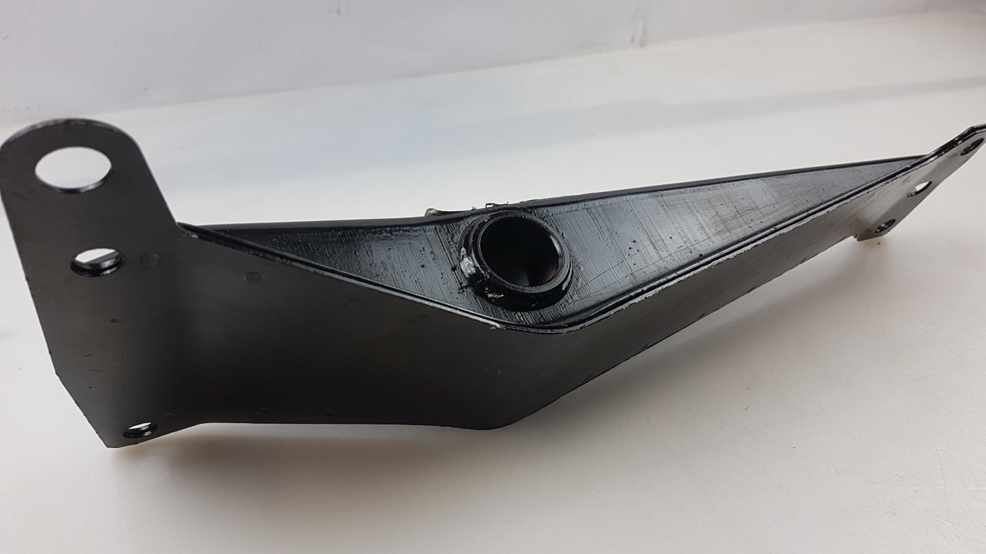 Original FIAT Ducato 280-290 Blattfederaufnahme rechts hinten 4459723