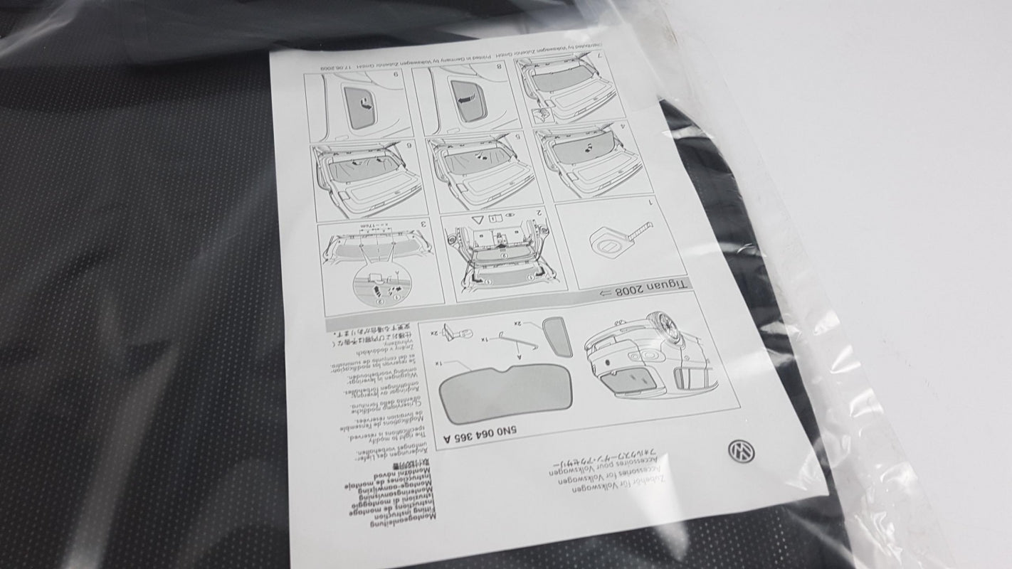 Original VW Tiguan 5N Sonnenschutz hintere Seiten-Heckscheibe 5N0064365A