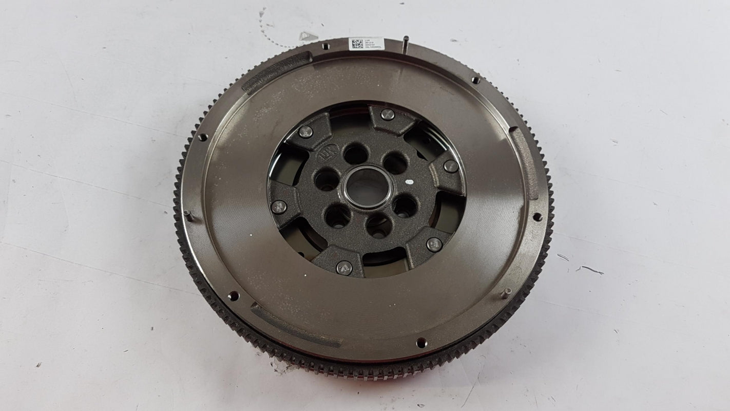 Original VW Caddy III (2K) Golf VI (5K) SKODA Octavia II Schwungrad 03L105266DL