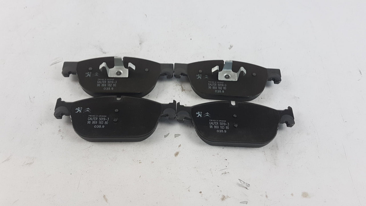 Original OE Peugeot brake pads 1610104080 