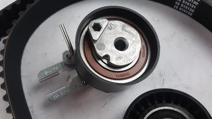 Original OE Peugeot Zahnriemensatz 1610743280