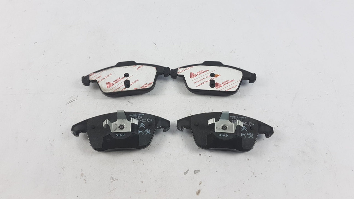 Original OE Peugeot Bremsbeläge 1636411080