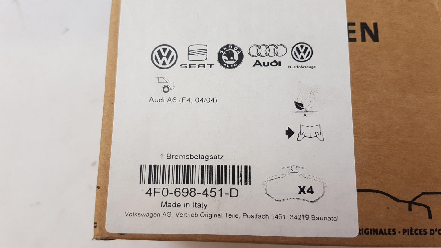Original AUDI A6 (C6) '05-'11 Bremsbeläge 302X12mm hinten 4F0698451D