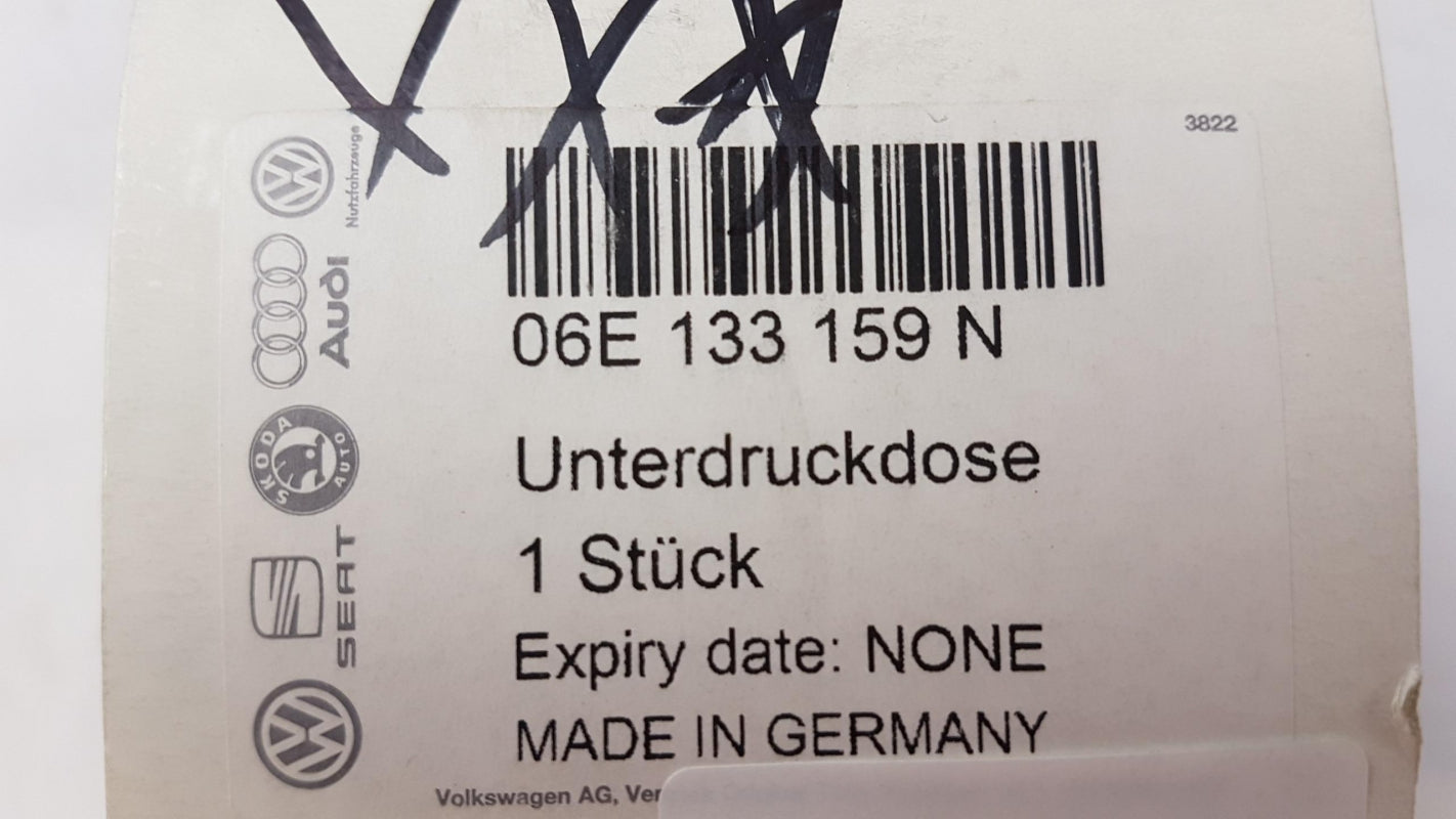 Original OE Volkswagen Ansaugkrümmer Fitting 06E133159N