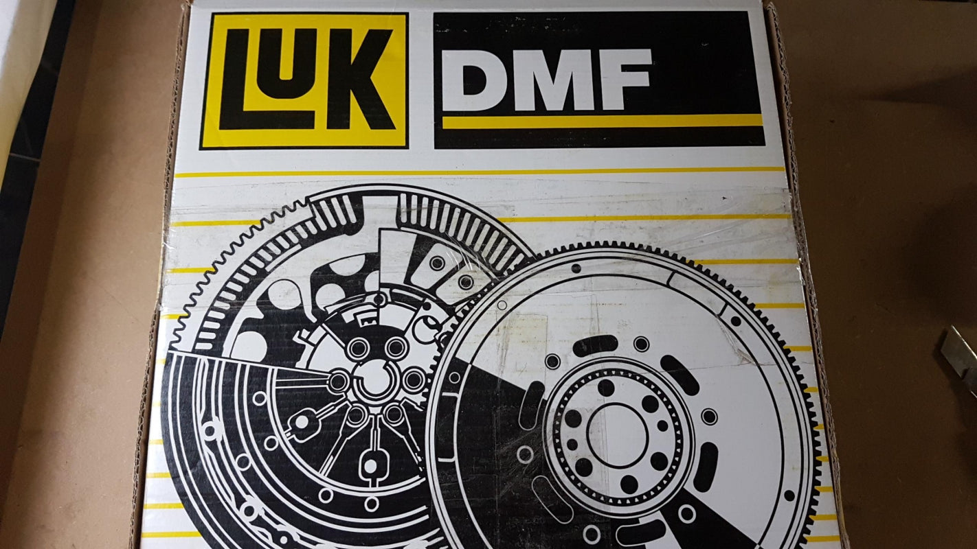 LUK für AUDI A4 (B8/8K) A5 (8T) Q5 (8R) Schwungrad 2.0 TDI 415034410