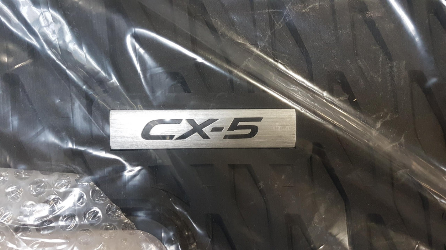 Original OE MAZDA Fußmattensatz KB8MV0351