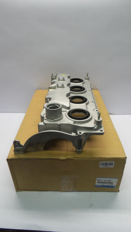 Original MAZDA 6 ('02-'08) 2.0 Dieselmotor Zylinderkopfhaube RFY110220